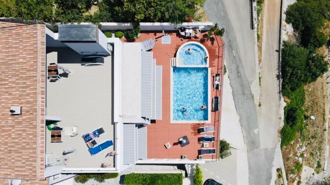Apartments Villa Manda Novi Vinodolski Buitenkant foto