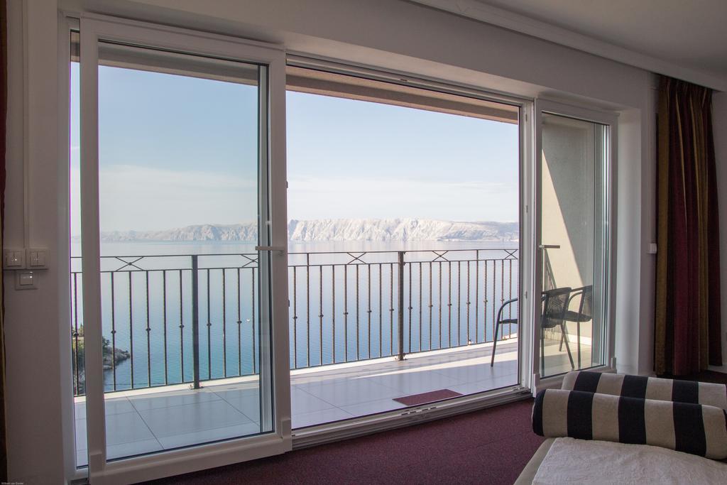 Apartments Villa Manda Novi Vinodolski Buitenkant foto