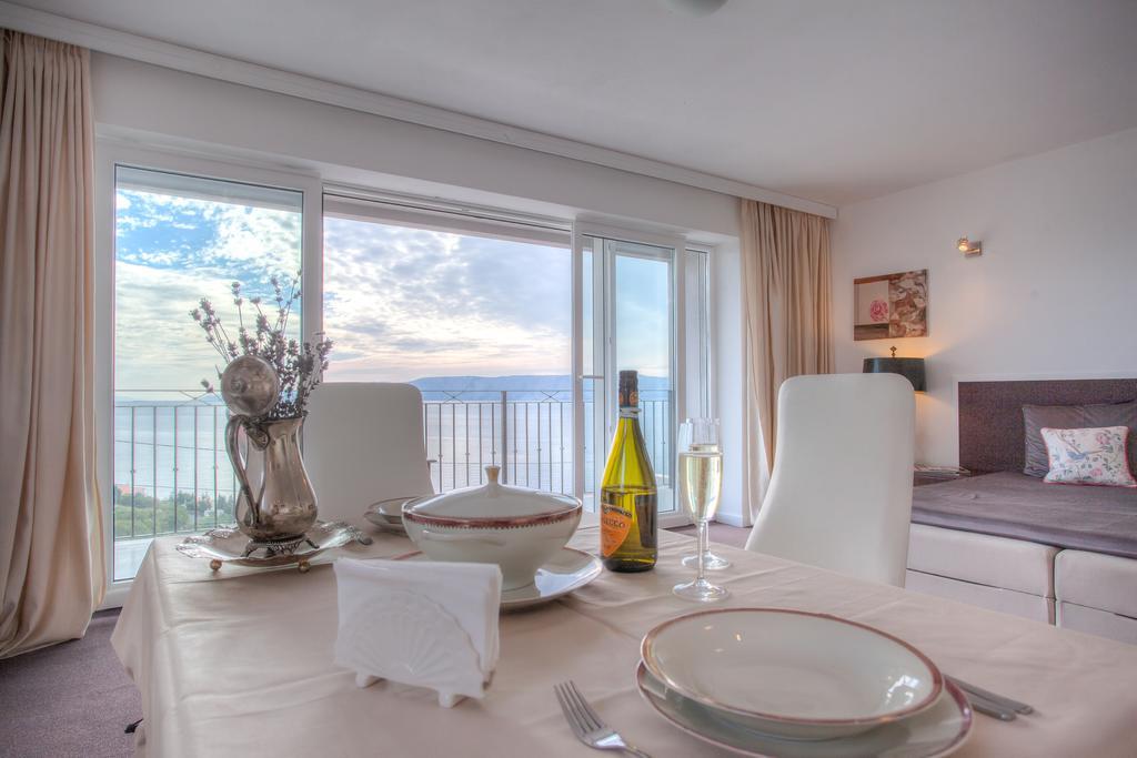 Apartments Villa Manda Novi Vinodolski Buitenkant foto